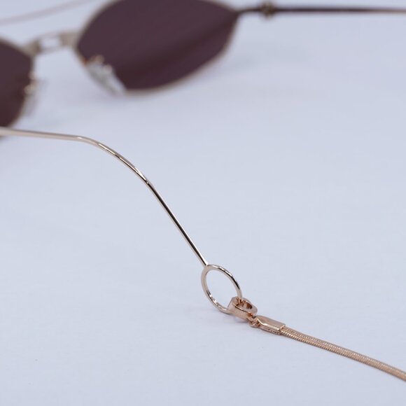 Fendi FE40114U-Y 33U Sunglasses Gold with Chain Oval Frame, Mirror Lenses main image 8